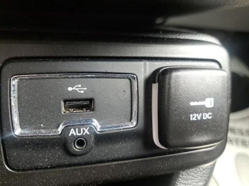 Certified 2023 Jeep Renegade Trailhawk image 25