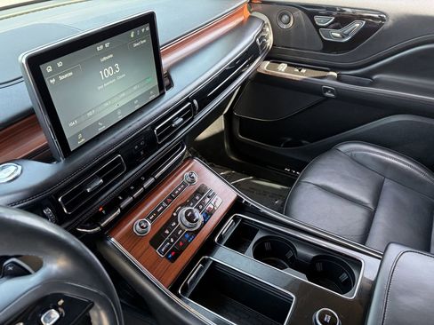 Certified 2022 Lincoln Aviator Reserve w/ Elements Package Plus RWD image 24
