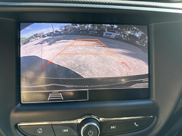 Used 2022 Chevrolet TrailBlazer RS FWD image 24