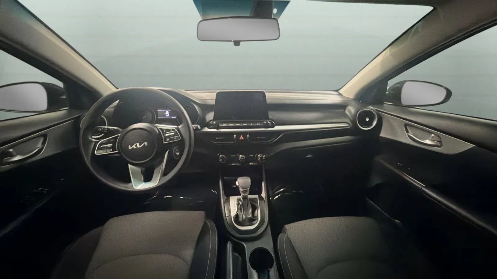 Used 2023 Kia Forte LXS FWD image 9
