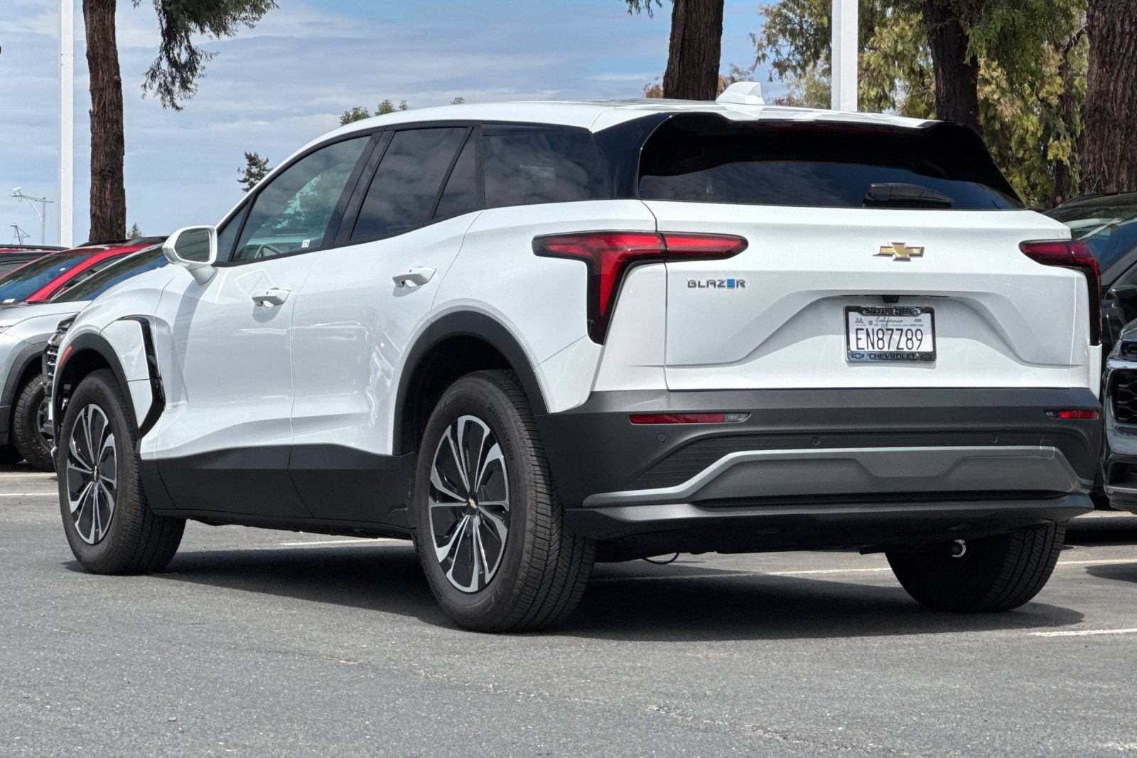 Used 2026 Chevrolet Blazer EV LT FWD image 7