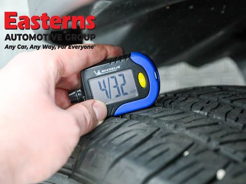 Used 2022 Jeep Compass Latitude w/ Sun and Sound Group image 28