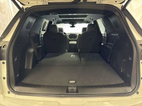 Certified 2023 Chevrolet Traverse High Country AWD/4WD image 31