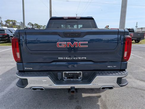 Used 2022 GMC Sierra 1500 SLT w/ SLT Premium Plus Package image 4