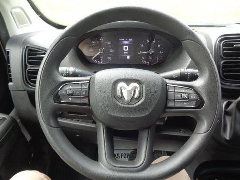Used 2023 RAM ProMaster 2500 image 14