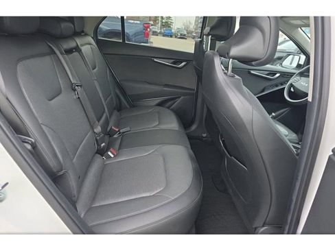 Used 2023 Kia Niro Wave w/ Wave Preserve Package image 6
