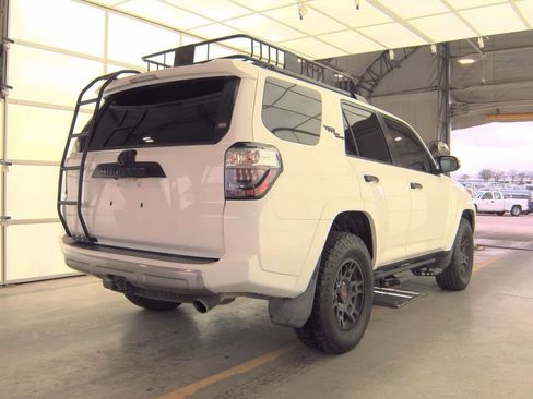 Used 2019 Toyota 4Runner TRD Off-Road Premium image 10