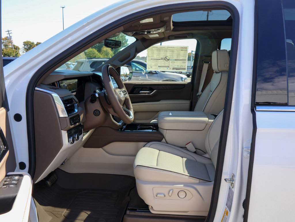 New 2026 GMC Yukon Denali w/ Advanced Technology Package AWD/4WD image 10