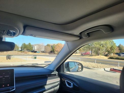 Used 2022 Jeep Compass Trailhawk w/ Sun and Sound Group image 12