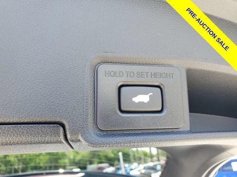 Used 2026 Acura RDX SH-AWD image 9