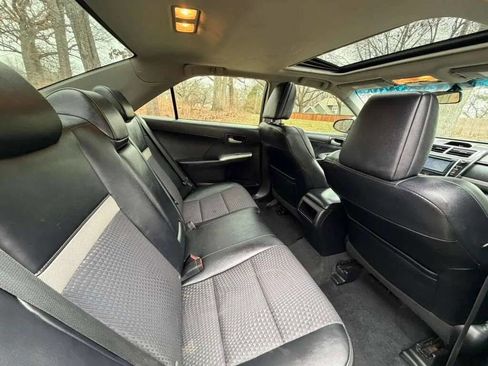 Used 2012 Toyota Camry SE FWD image 8