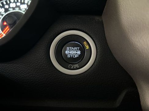 Used 2020 RAM 2500 Laramie AWD/4WD image 16