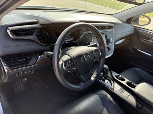 Used 2015 Toyota Avalon Limited FWD image 13