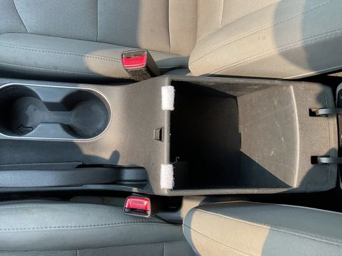Used 2017 Hyundai Elantra SE FWD image 20