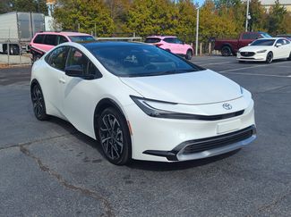 Used 2025 Toyota Prius Plug-In Hybrid w/ Limited Premium Package FWD video 3