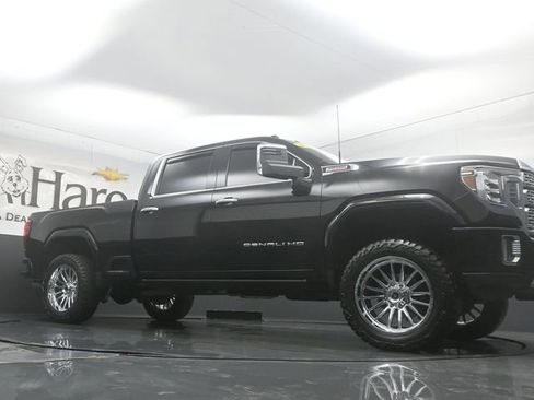 Used 2020 GMC Sierra 2500 Denali w/ Denali Ultimate Package image 2