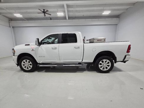 Used 2023 RAM 2500 Laramie AWD/4WD image 6