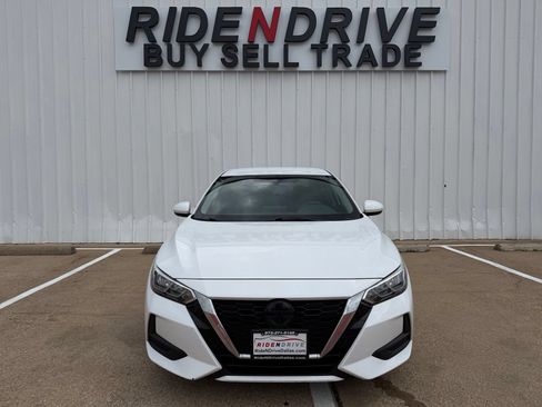 Used 2022 Nissan Sentra SV w/ All-Weather Package FWD image 10