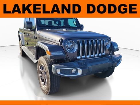 Used 2022 Jeep Gladiator Overland w/ Popular Equipment Package image 1