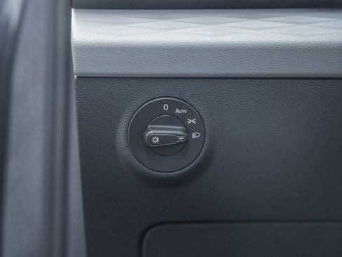 Used 2024 Volkswagen Taos S w/ MDO Package image 39