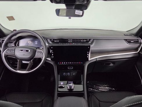 New 2026 Jeep Grand Cherokee Limited AWD/4WD image 37