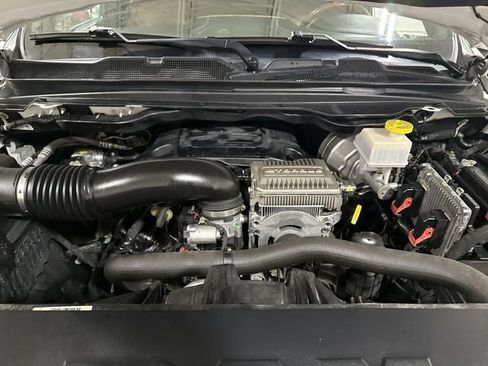 Used 2022 RAM 1500 Limited w/ Body Color Bumper Group AWD/4WD image 25