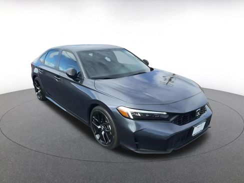 Used 2025 Honda Civic Sport image 2