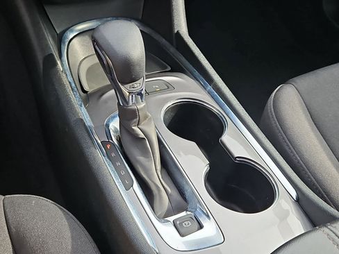 Used 2024 Chevrolet Malibu LT image 30