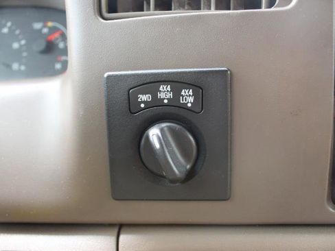 Used 2004 Ford F250 XLT AWD/4WD image 38
