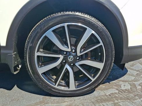 Used 2018 Nissan Rogue Sport SL AWD/4WD image 8