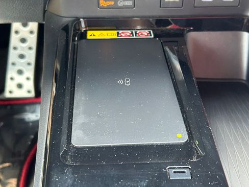 Used 2025 Toyota Camry XSE w/ Premium Plus Package image 31