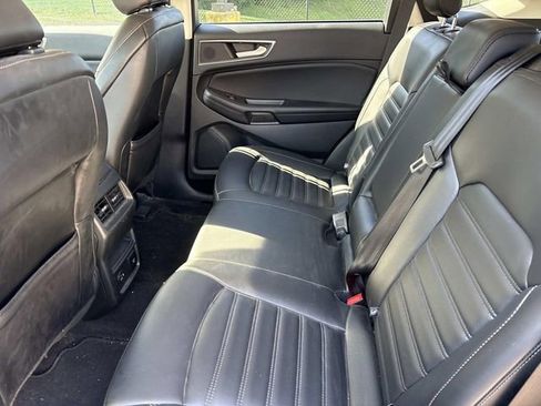 Used 2022 Ford Edge SEL w/ Convenience Package AWD/4WD image 11