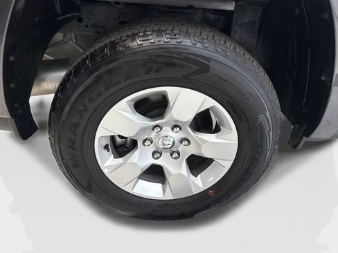 Used 2025 RAM 1500 Big Horn RWD image 83