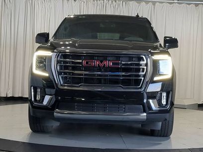Used 2023 GMC Yukon SLT w/ SLT Premium Package