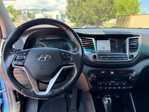 Used 2018 Hyundai Tucson Limited w/ Cargo Package AWD/4WD image 11