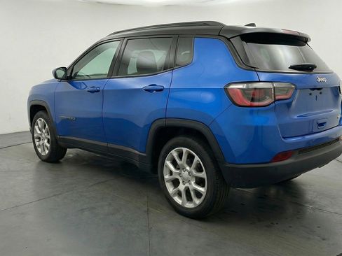 Used 2025 Jeep Compass Limited image 6