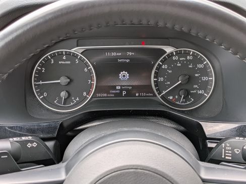 Used 2024 Nissan Pathfinder SV FWD image 20