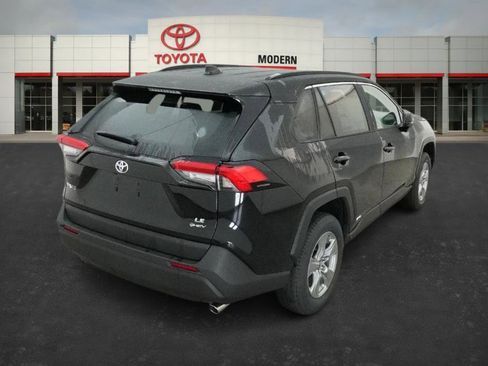New 2025 Toyota RAV4 LE image 19