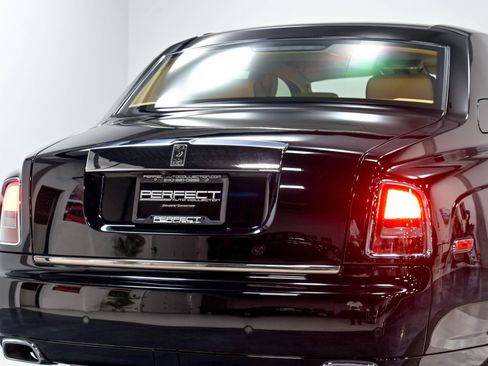 Used 2013 Rolls-Royce Phantom Sedan RWD image 94