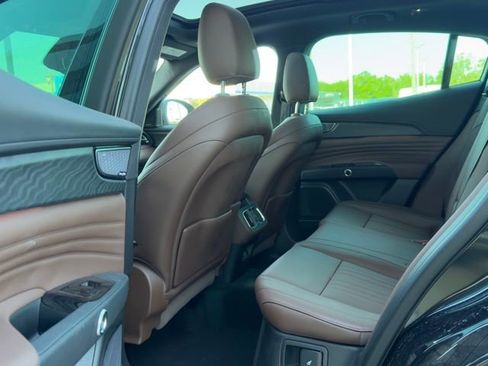 Used 2023 Maserati Grecale GT image 6