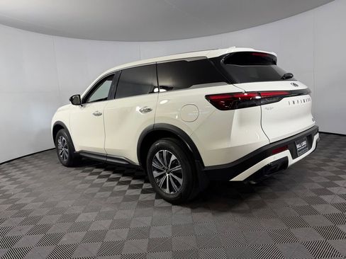 Used 2025 INFINITI QX60 Pure image 10