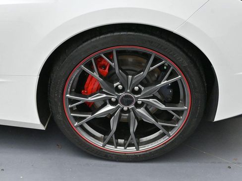 Used 2023 Chevrolet Corvette Stingray Premium Conv w/ Z51 Performance Package RWD image 37