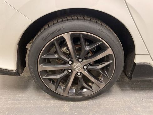 Used 2020 Honda Civic Sport image 26