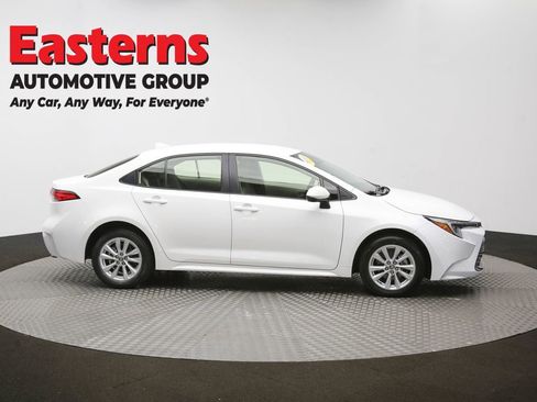 Used 2024 Toyota Corolla LE w/ LE Convenience Package FWD image 45