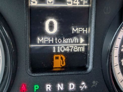 Used 2017 RAM 2500 Tradesman w/ Chrome Appearance Group image 16