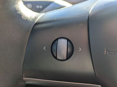 Used 2024 Tesla Model Y Long Range image 16