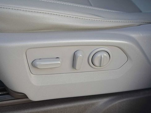 Used 2021 Chevrolet Silverado 1500 LTZ RWD image 11