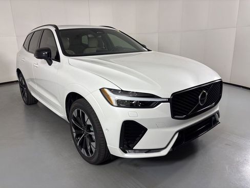 New 2026 Volvo XC60 B5 Plus w/ Protection Package Premier AWD/4WD image 2