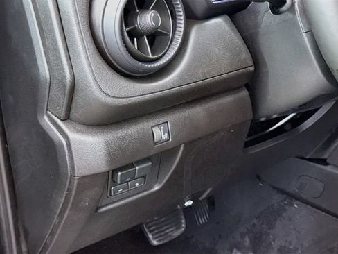 New 2026 Chevrolet Colorado Trail Boss AWD/4WD image 12