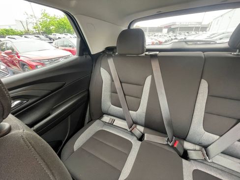 Used 2025 Chevrolet TrailBlazer LT FWD image 35